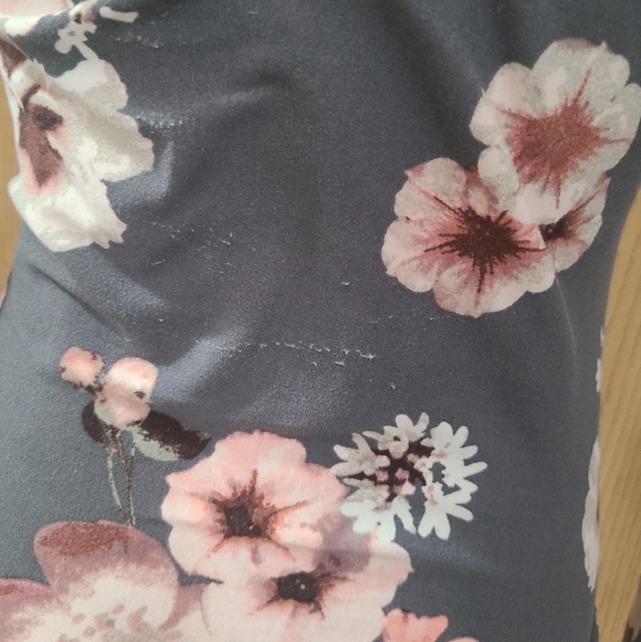 Rue 21 Floral Print Keyhole Cutout Choker High Neck Top - Picture 3 of 4